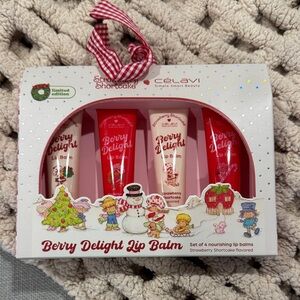 CeLaVi Berry Delight Lip Balm Set - Red & Pink